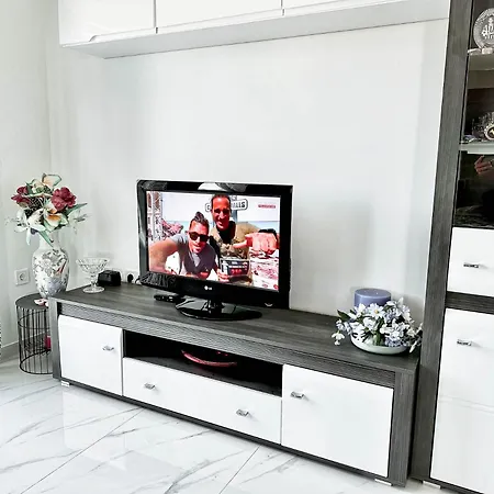 2 Bed, 1 Bath Apartman Zára