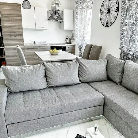Apartman 2 Bed, 1 Bath