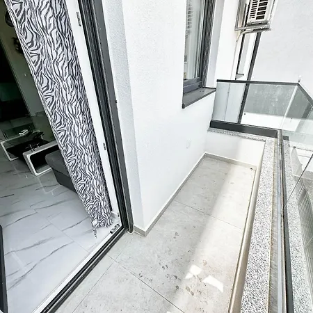 Apartman 2 Bed, 1 Bath