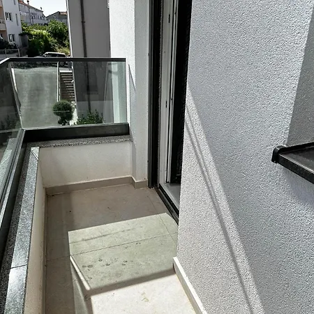 2 Bed, 1 Bath Apartman Zára