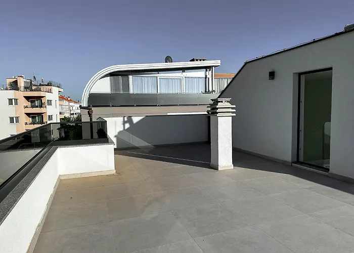 Apartamento Brand New 2 Bed, 1 Bath *