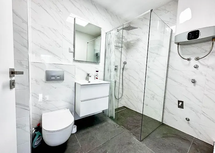 Апартаменты Brand New 2 Bed, 1 Bath Задар